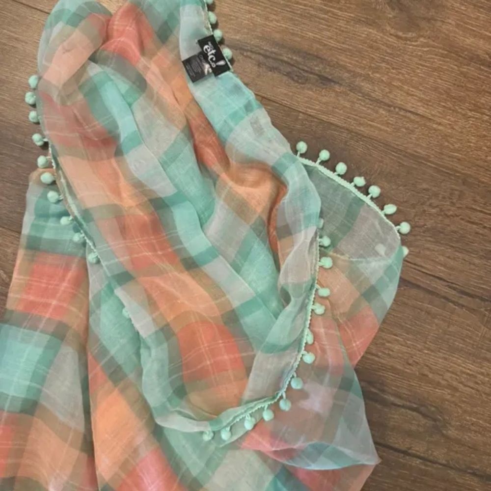 Rue21 Gingham Shawl Scarf